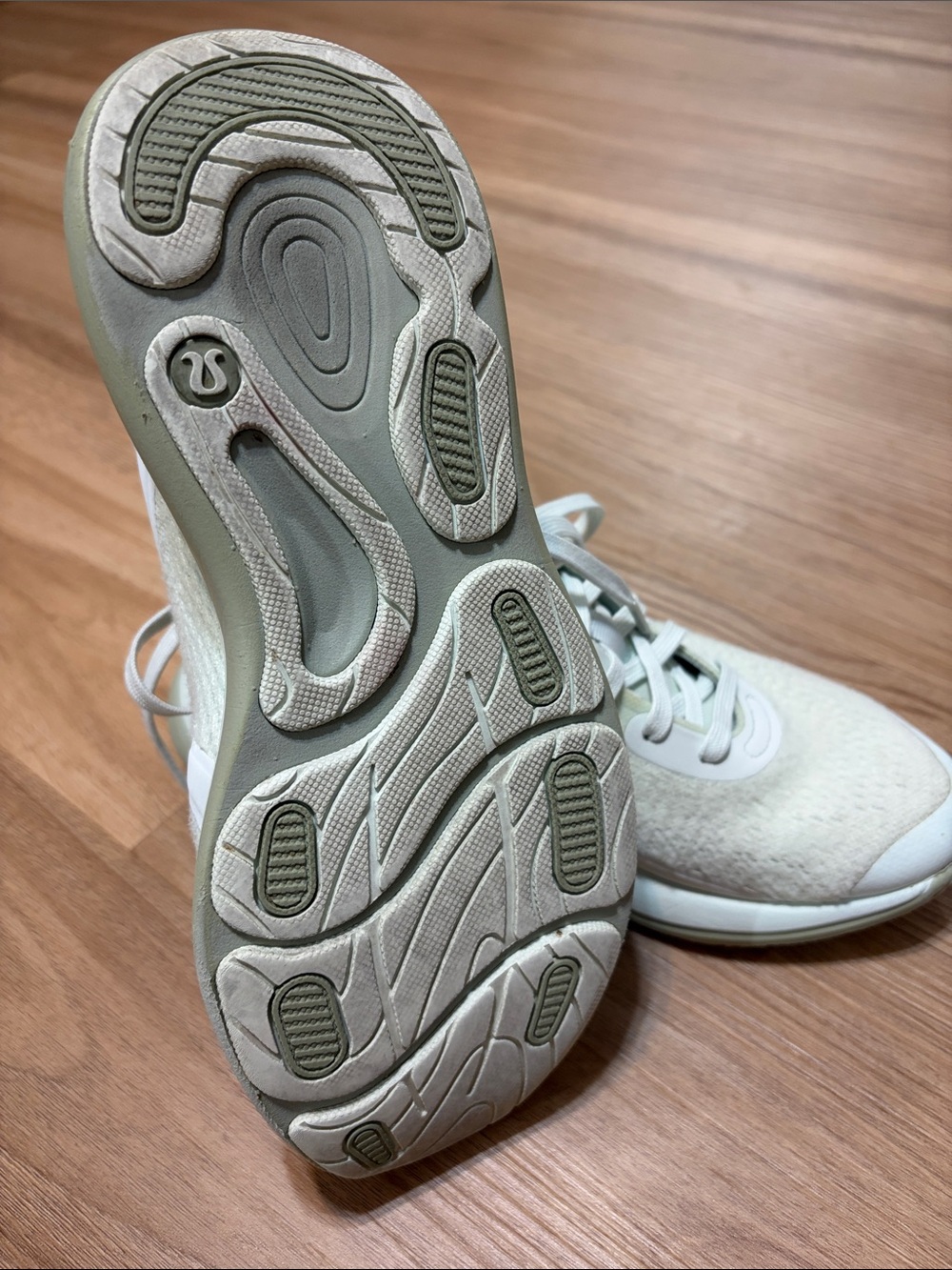 Lululemon Chargefeel Workout Low Shoes Women’s 6.5 White Training Sneakers - Picture 5 of 6